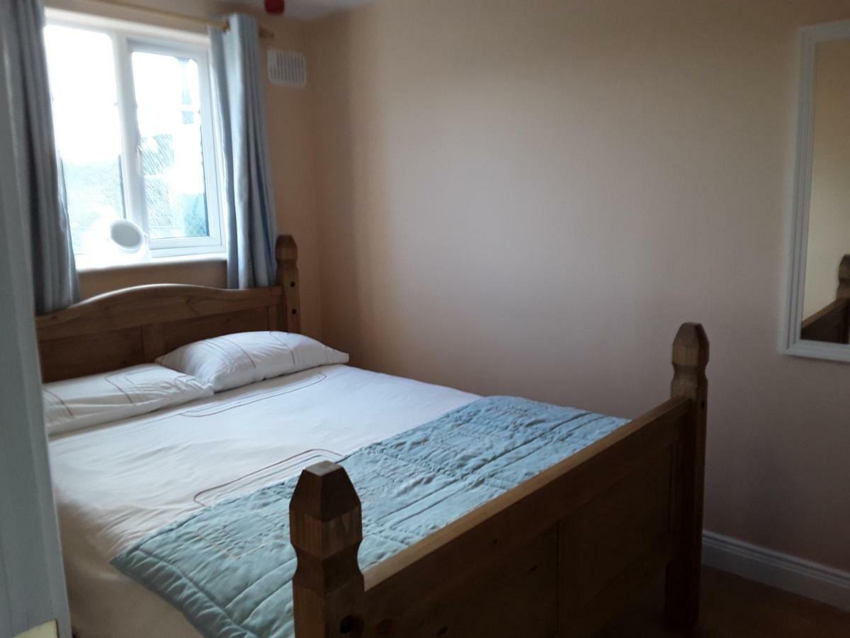 The Bluestack Centre Hostel Donegal Town ภายนอก รูปภาพ